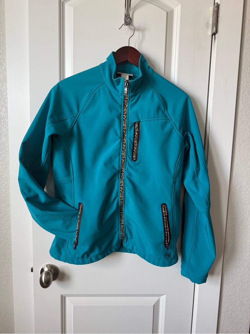 Ariat Kids/Women’s Teal Softshell Jacket with Leopard Trim(see size description)
